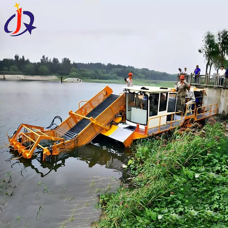 হাইচিন্থ আৰু ডাকৱেড কাটাৰ নাও